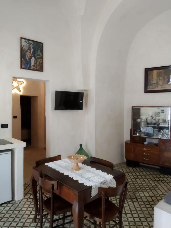 Mena Me - Casa Vacanza - Salento Parabita Kültér fotó